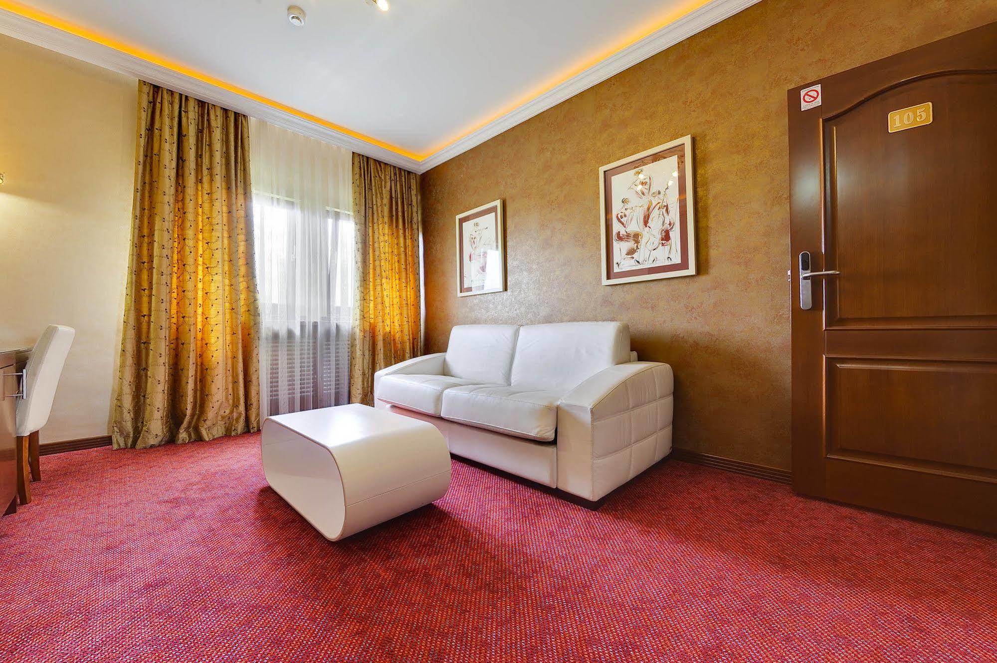 בלגרד Hotel Sucevic Garni מראה חיצוני תמונה