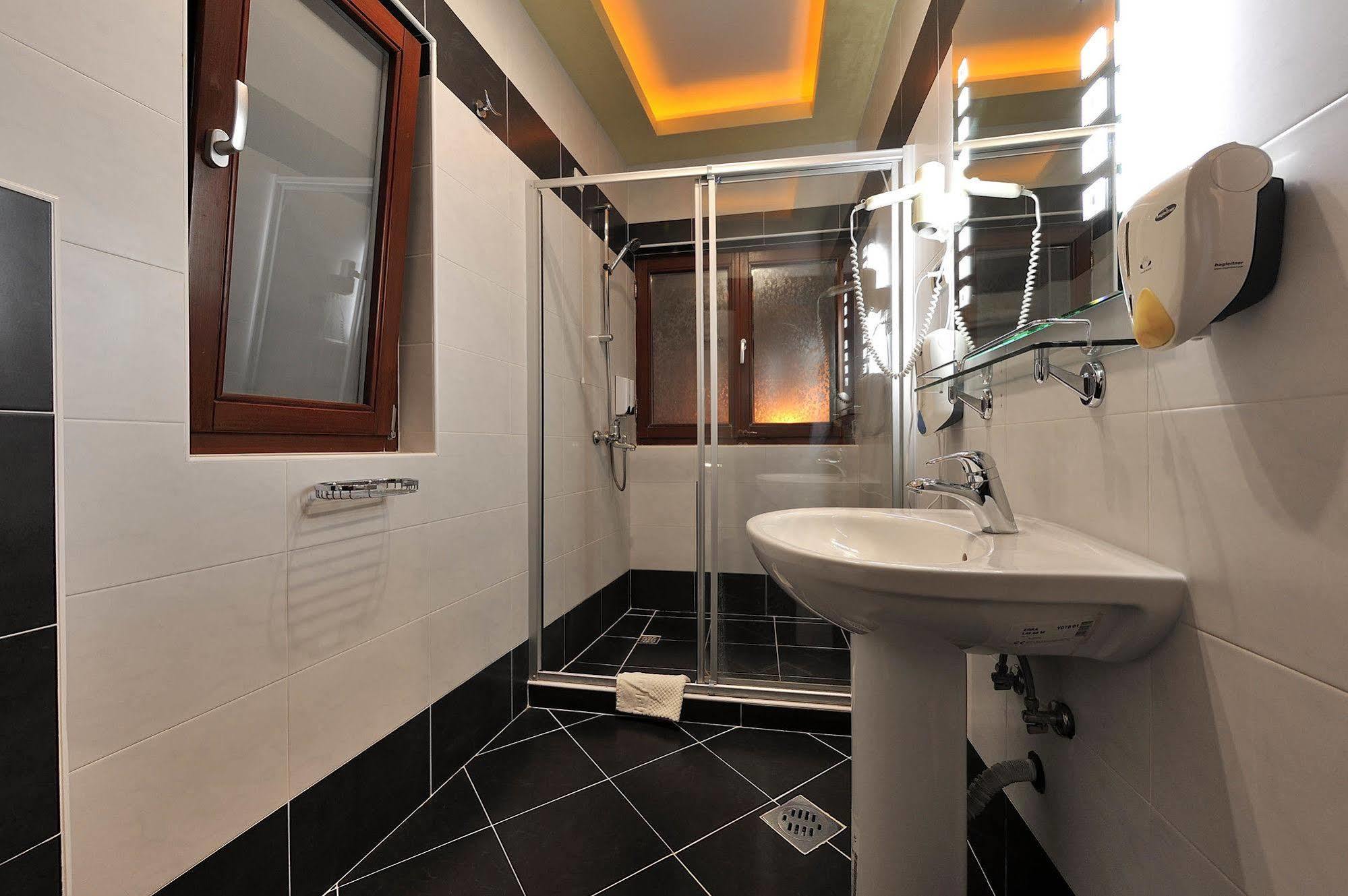 בלגרד Hotel Sucevic Garni מראה חיצוני תמונה
