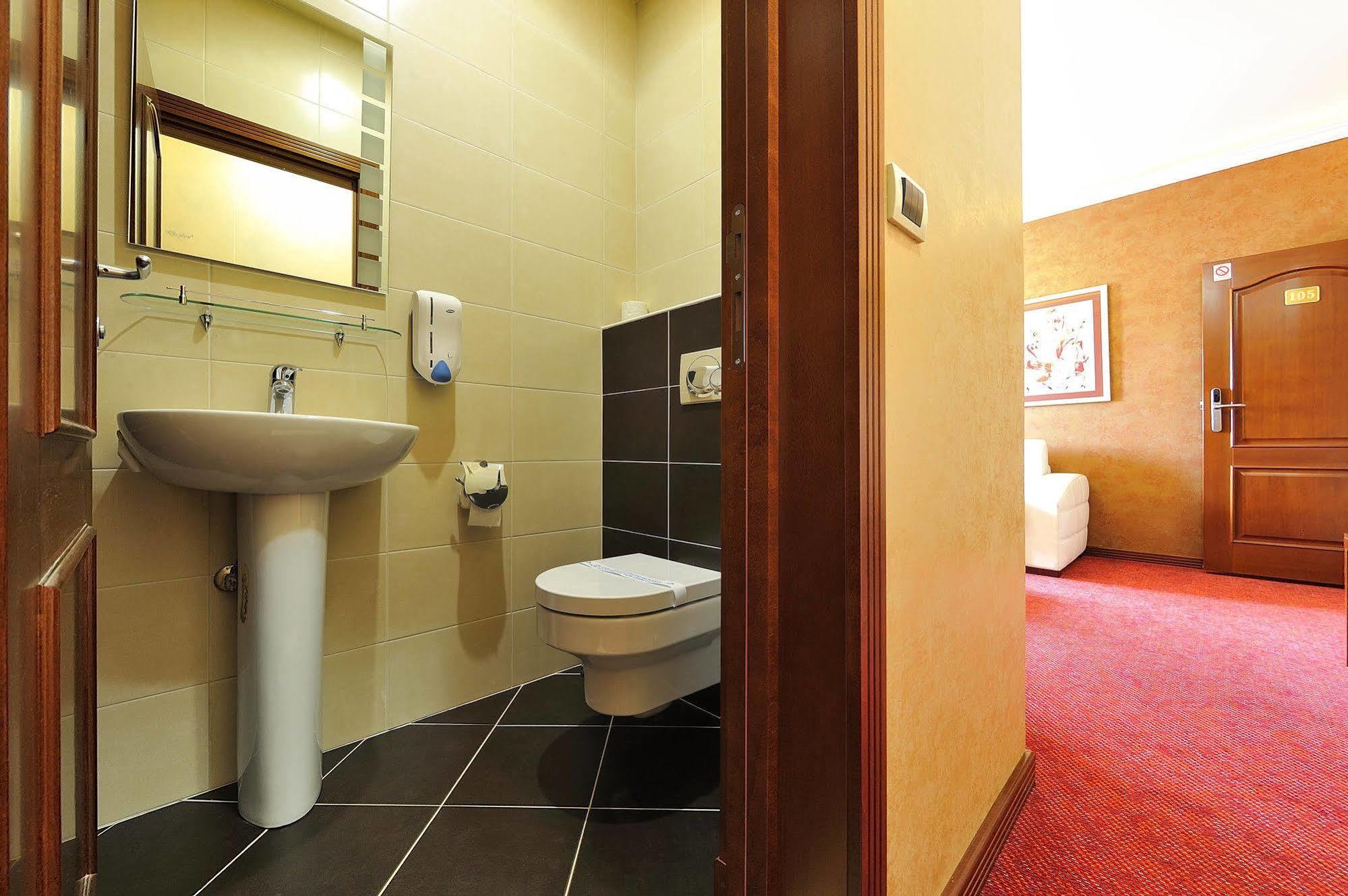 בלגרד Hotel Sucevic Garni מראה חיצוני תמונה