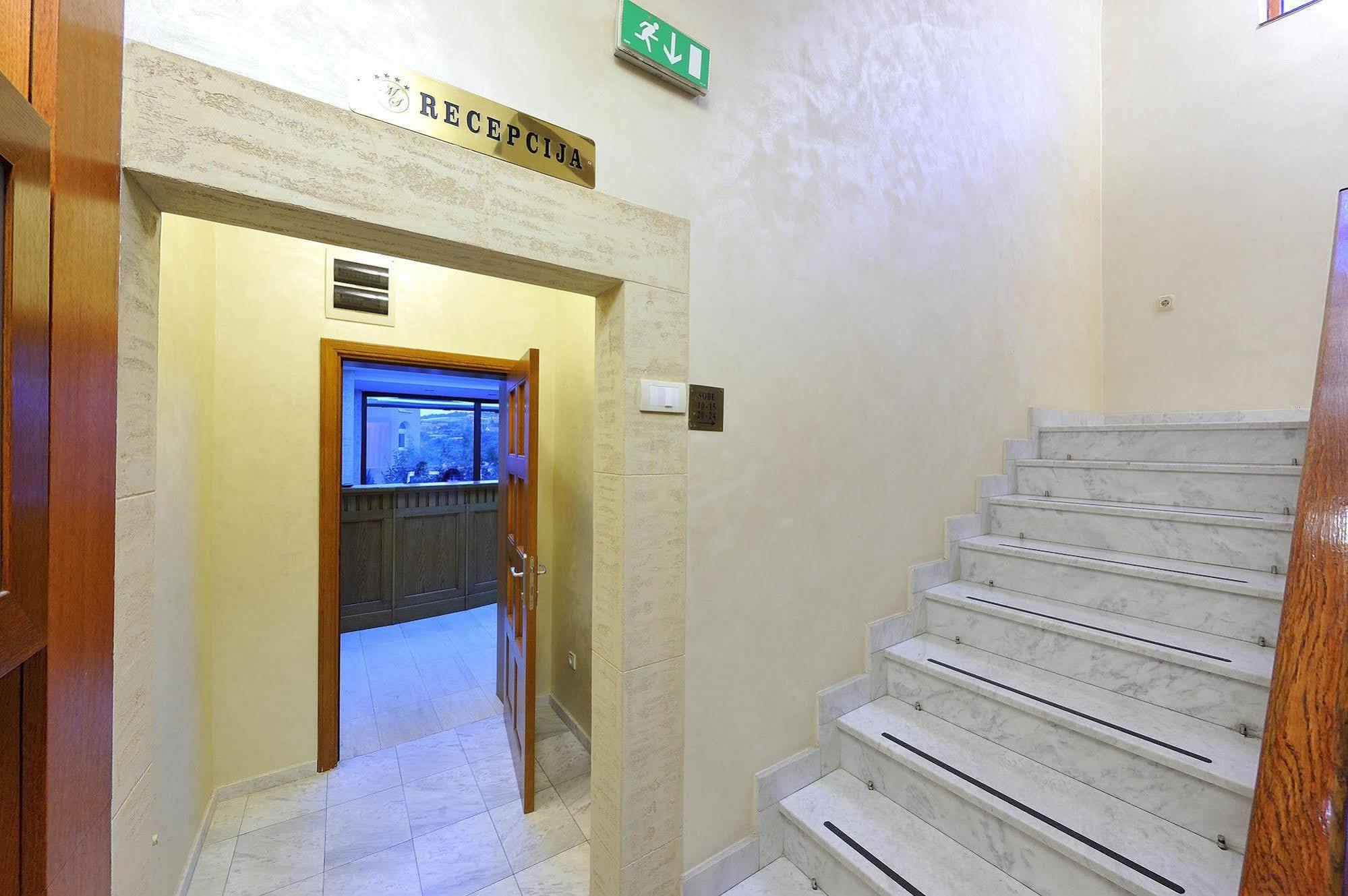 בלגרד Hotel Sucevic Garni מראה חיצוני תמונה