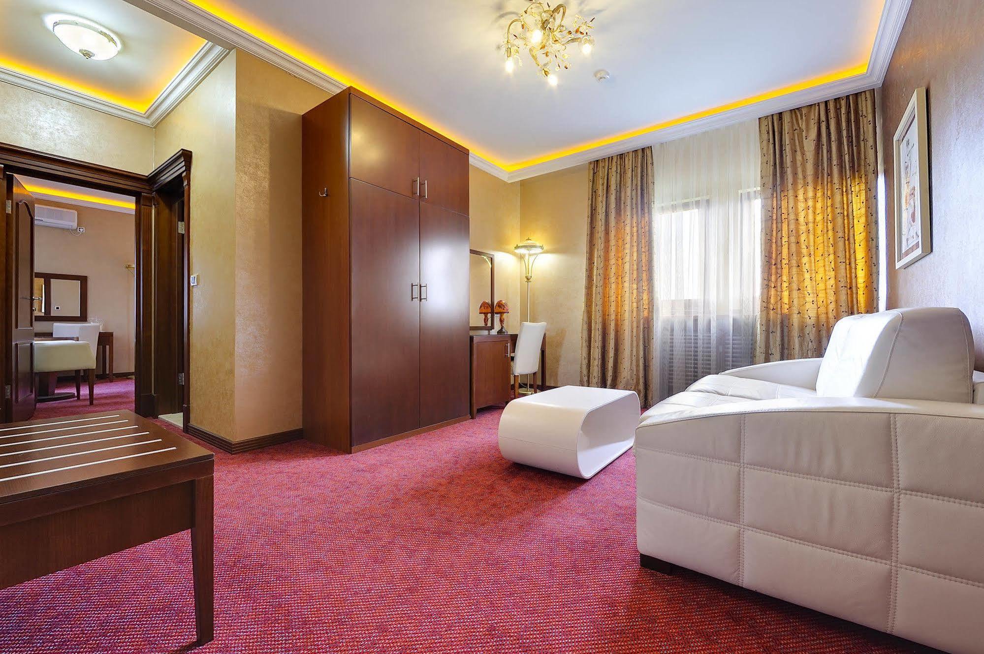 בלגרד Hotel Sucevic Garni מראה חיצוני תמונה