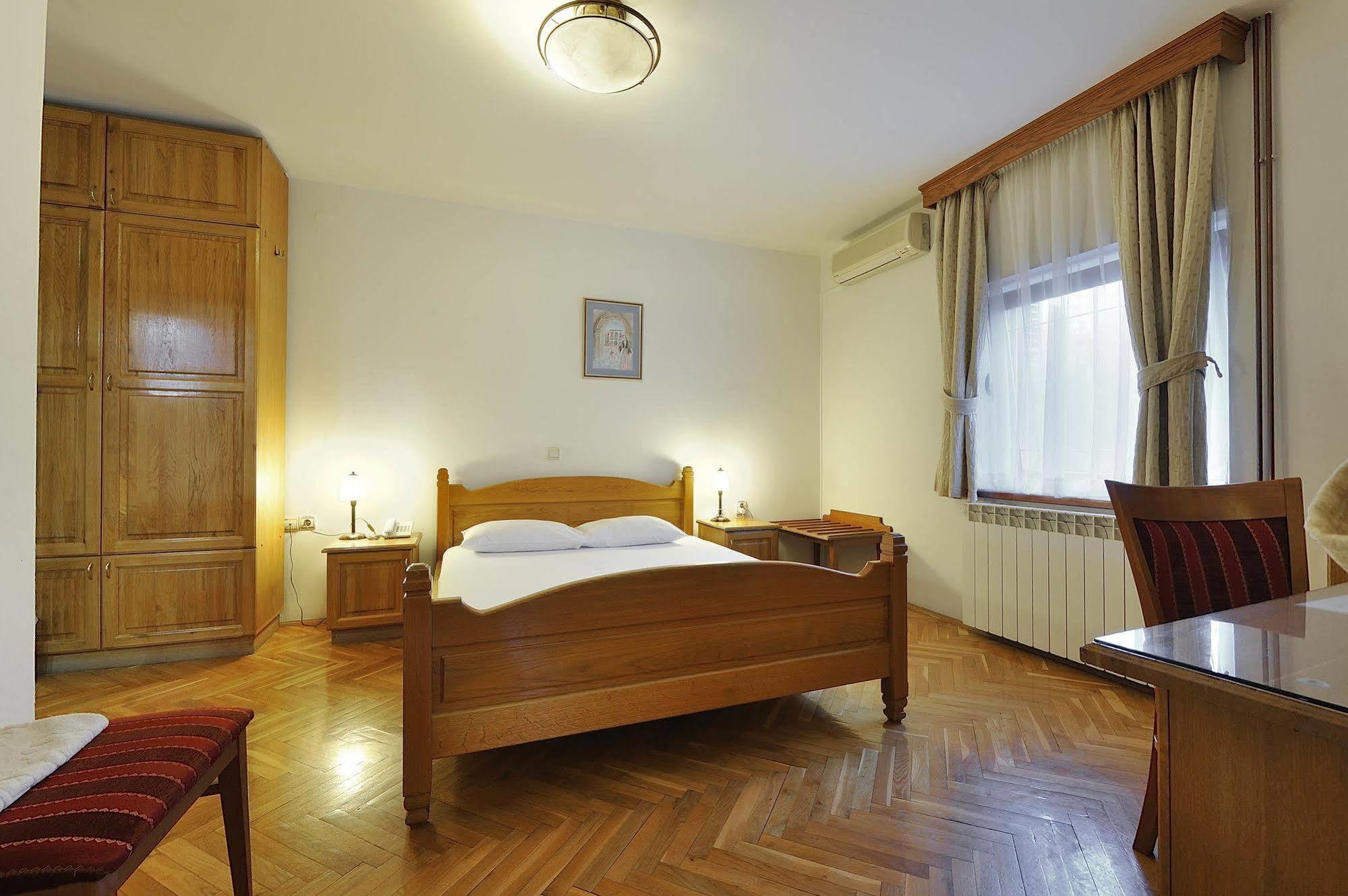בלגרד Hotel Sucevic Garni מראה חיצוני תמונה